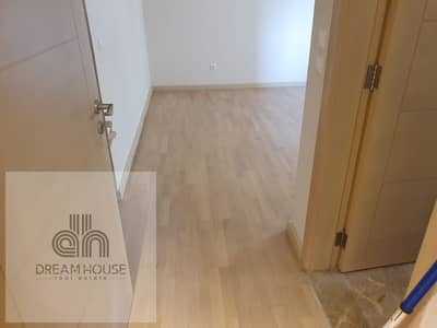 Apartment For Sale Luxury finished in Mivida Crescent – Open Wide View
