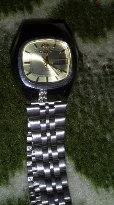 orient automatic 21 crystal jewels ساعة يد ،،ساعه