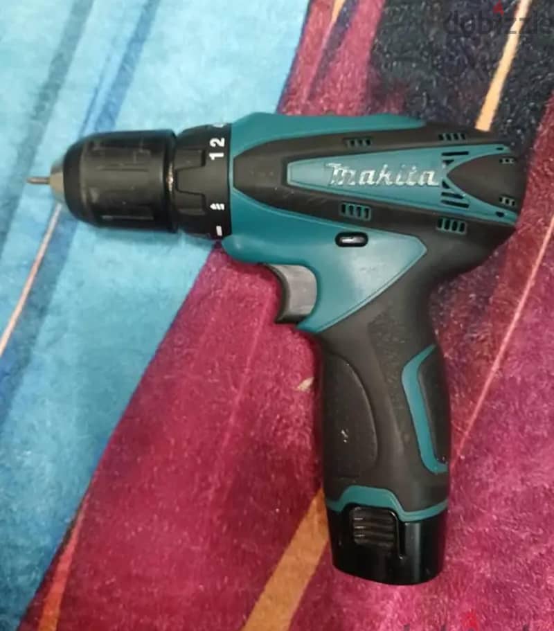 Makita 10.8 v 2