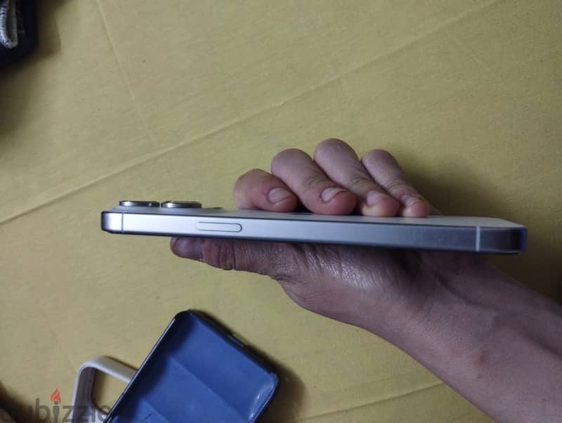 Iphone 15 pro max 3