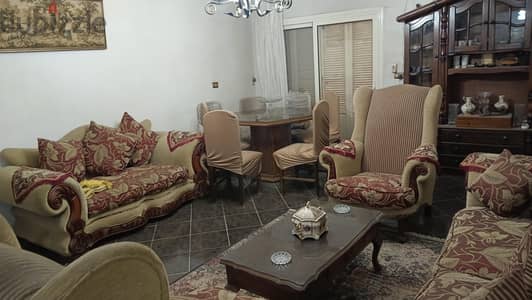 انتريه ٤ قطع للبيع  صالون كلاسيك فاخر