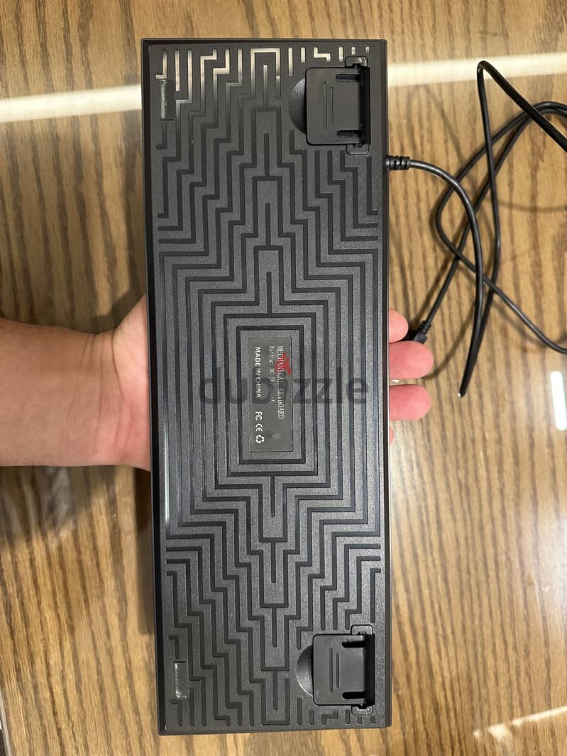 Mechanical keyboard used like new 1