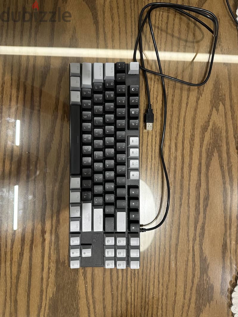 Mechanical keyboard used like new 2
