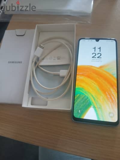 للبيع: Samsung Galaxy A33 5G – حالة ممتازة