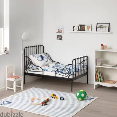 سرير أيكيا IKEA  كامل . MINNEN فردي + مرتبة Ikea + قاعدة خشبية ikea