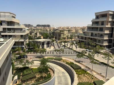 شقة في سوديك فيليت سكاي كوندوز | Sodic Villette sky condos نصف تشطيب موقع مميز مباشرة على مساحات خضراء وبحري بالكامل وخصوصية عالية