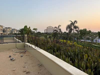 ڤيلا ببدروم بأميز موقع مباشرةً علي النادي