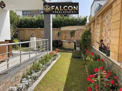 شقه (بخصم 50%) وبفيوعلى central park للبيع  بامتداد شارع الثورة وبالقرب من مصر الجديده وعلى طريق السويس دايركت