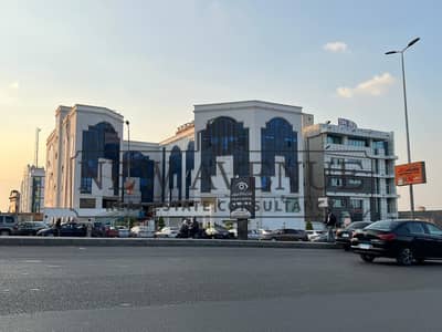 عيادة تشطيب كامل بأعلى جودة  100 متر للبيع بمبنى ويل كير التجمع الخامس تسعين شمالي بجاني مستشفى الشفا