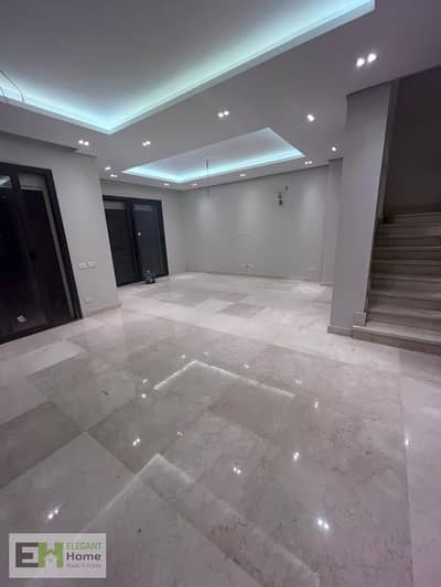 Town house for rent in Mivida semi furnished