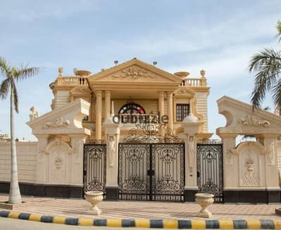Luxury palace for sale in Al Nakheel Compound