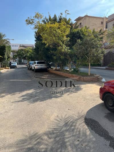 دوبلكس 350 متر  للبيع في أرقى أحياء العبور – الحي السابع  موقع استراتيجي خلف الكونتننتال