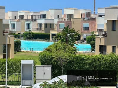 Twin house with modern furnishings, direct golf view, for sale at a bargain price in Marassi Blanca, North Coast