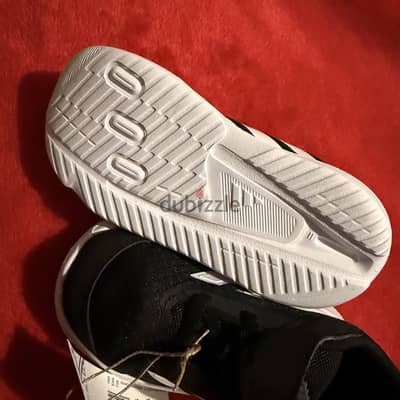 Adidas shoes size 25