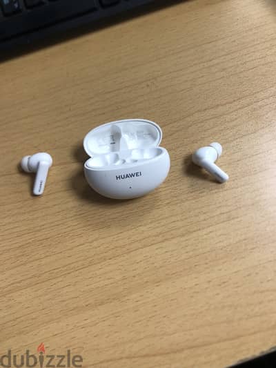 HUAWEI FreeBuds5i Excellent condition