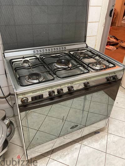 بوتجاز كريازي ستانليس ستيل مقاس ٦٠x٩٠  ٥ شعله و شوايه و تايمر و إشعال