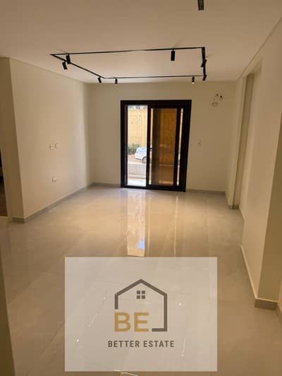 شقة فاخرة بجاردن خاص للبيع في كمبوند سنشري سيتي - Century City