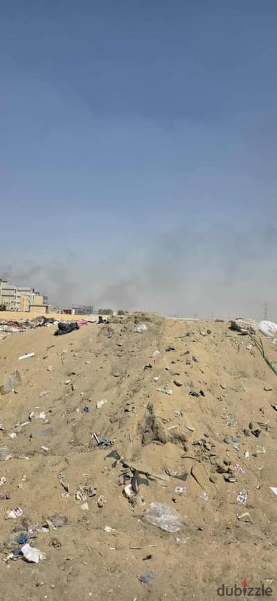 ارض صناعى للبيع التجمع الخامس  المنطقه الصناعيه على الشارع الرئيسى  مساحه 2450متر واجهه52متر عمق 46متر  موقع مميز على الشارع الرئيسى  استلام فوى مهله