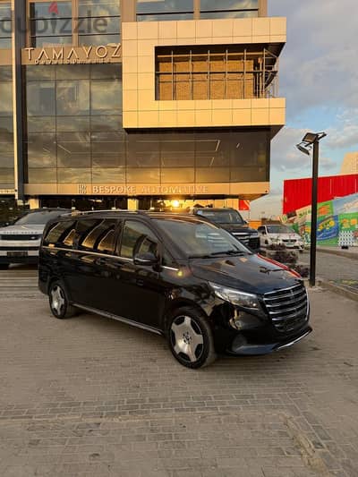 Mercedes-Benz V300 2026