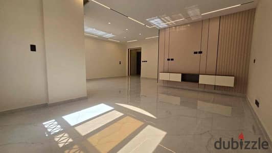  Hot Deal Apartment for Sale with hotel-style finishing in Madinaty  Offered at a commercial price for a quick sale in B3 — one of the best locations for living and investment in Madinaty. The apartment is ready for immediate delivery and fully ready to