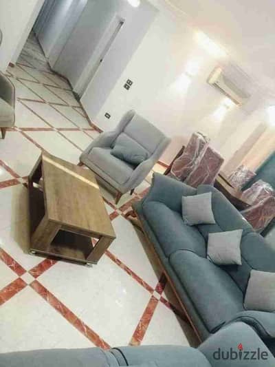 من المالك مباشره بدون عموله شقه مفروشه فاخره أول عباس العقاد بجوار كنتاكي ابومليانه الليبي وجنينه مول