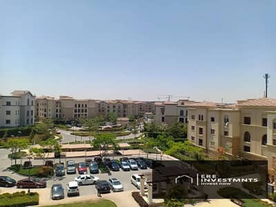 شقة للبيع متشطبة بالكامل ومفروشة استلام فوري في كمبوند ميفيدا التجمع الخامس