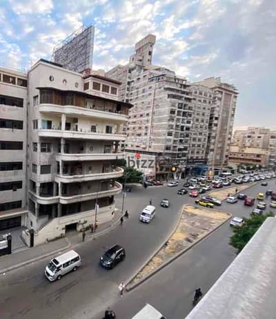 شقة فاخرة للبيع رشدى مساحة ١٦٥ متر جميع المطلات فيو شارع ابو فير