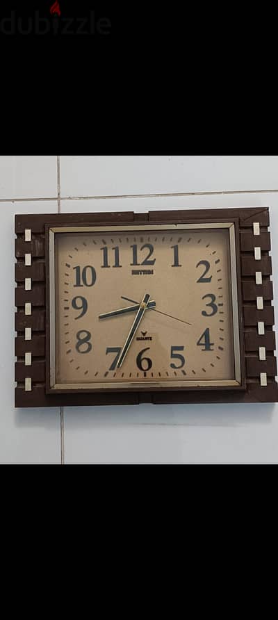 ساعه حائط اليبانيه ماركه  ريذم