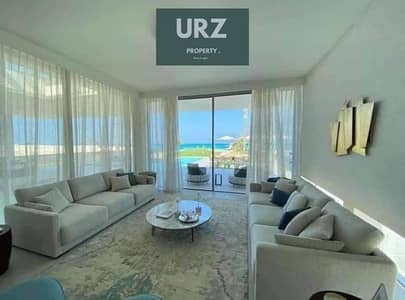 شاليه غرفتين بجاردن صف أول على Crystal Lagoon كامل التشطيب بالتكيفات للبيع فى راس الحكمه الساحل الشمالى بجوار مدن بالقرب من ماونتن فيو لافيستا
