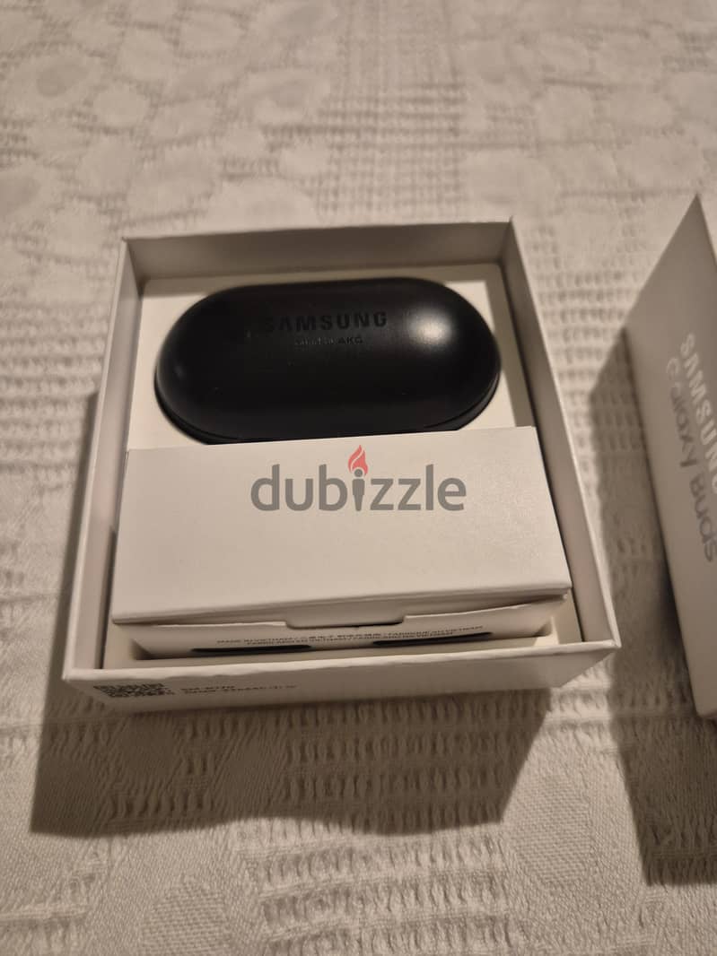samsung buds perfect condition 1