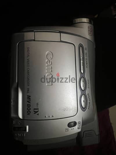 كاميرا كانون Mv800i