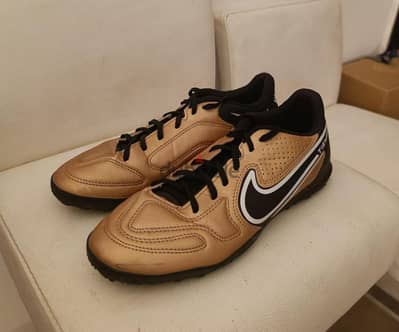 Nike Tiempo Legend 9