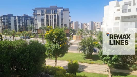 شقة لقطه للبيع B8 اول سكن في مدينتي فيو جاردن open view قريبه من الخدمات و open air mall قريبه جدا من ميجا مول و الشانزليزيه و نادي مدينتي