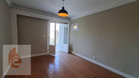 Apartment with water pump 180 m / Sh. Jalal Al-Dasouqi