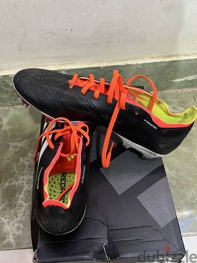 PREDATOR LEAGUE FIRM GROUND FOOTBALL BOOTS