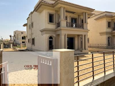 فيلا جاهزة في Mostakbal City قدام Madinaty مباشرة بمقدم 1% وتقسيط علي 10 سنين، موقع مميز وPrime location مع Immediate delivery وفرصة استثمار قوية فوري