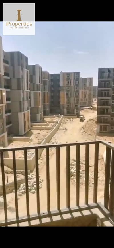 تخفيض سعر لشقه بفيو جرين سباين | هاب تاون – بارك فيو | 168 متر