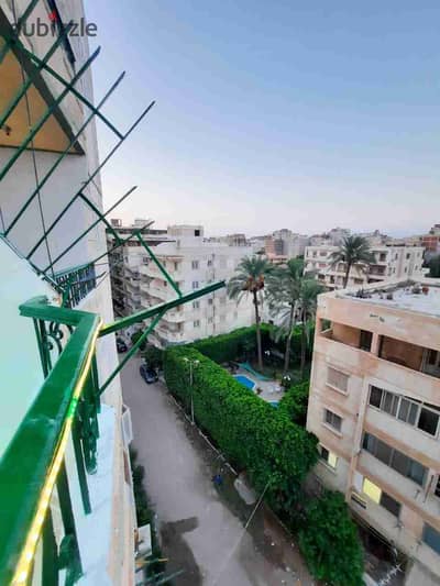 Apartment for sale in Alexandria, Beach of Palm Steps to the sea and markets (3 rooms) at a bargain price of 790 thousand