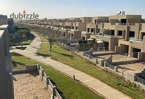 فيلا ستاند ألون مباشرة على أكبر لاندسكيب للبيع في بالم هيلز قطامية إكستنشن (PK2)