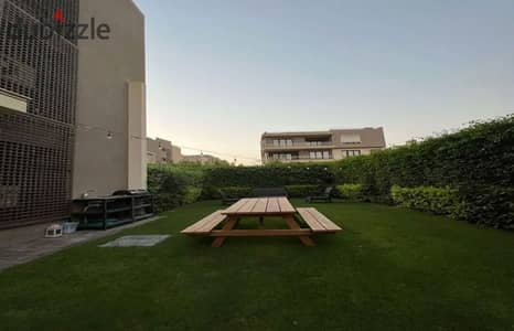 شقة متشطبة بالكامل في بيراميدز هايتس Pyramids Heights بجوار نيو جيزة