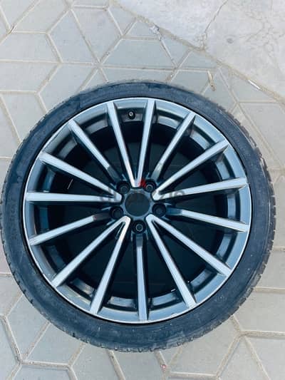 للبيع: جنط أودي أصلي 19 بوصة (Single Rim) - حالة ممتازة - Audi OEM