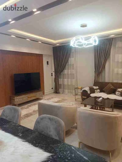 مفروش فى قلب التحمع