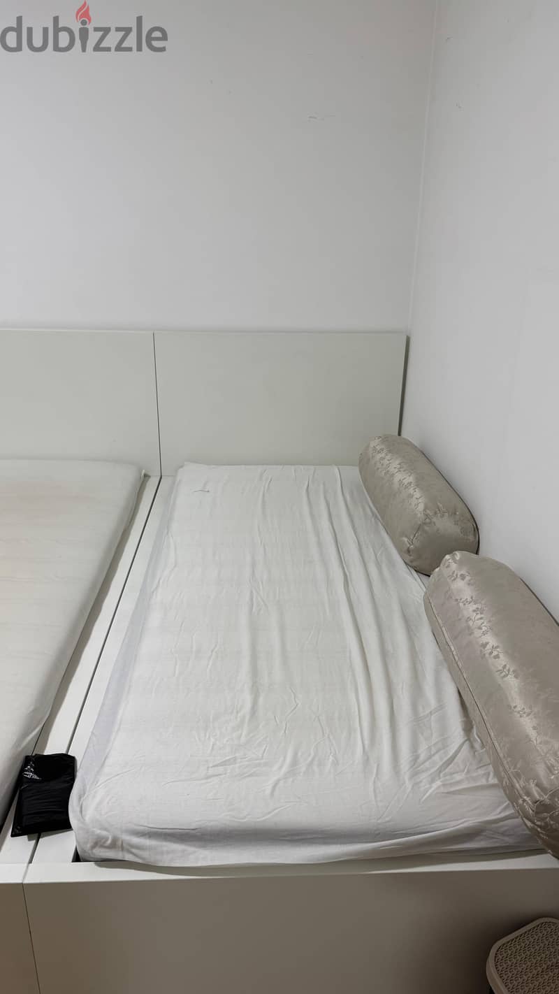 IKEA MALM bed x2 1