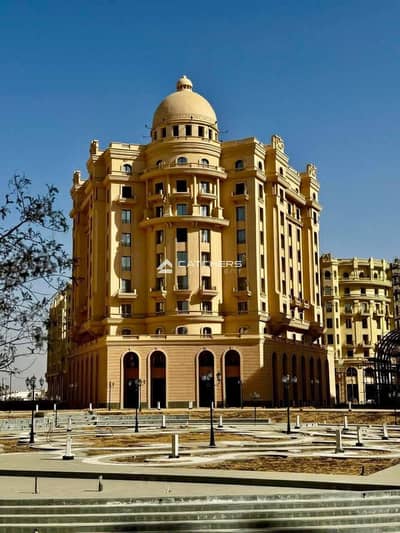 شقة متشطبة باقل سعر امام البرج الايقوني بالقرب من الطريق الدائري في قلب العاصمة الادارية في كمبوند نيو جاردن سيتي