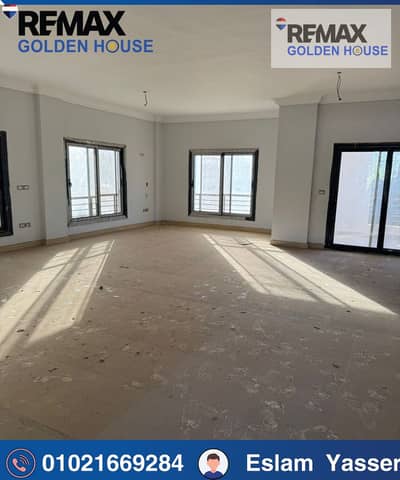 A two-story villa with a land area of ​​615 square meters and a building area of ​​511 square meters, offering a double view. This is the first phase