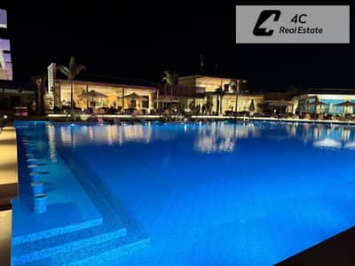 لسرعه البيع- شاليه – ريسيل 107m-–Sea Shore – الساحل الشمالي-راس الحكمه-prime location-بتقسيمه مميزة-جاهز للمعاينه-بمقدم و تكمله اقساط بدون فوايد
