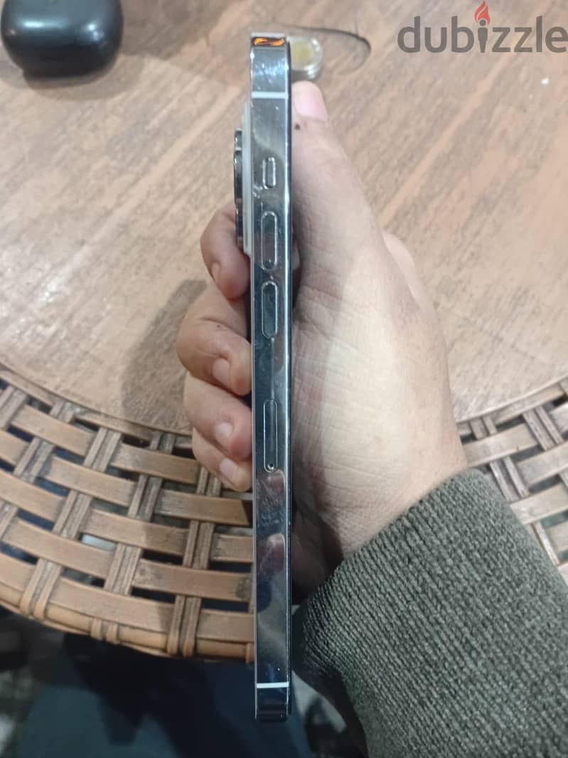 iphone 14 pro  max 4