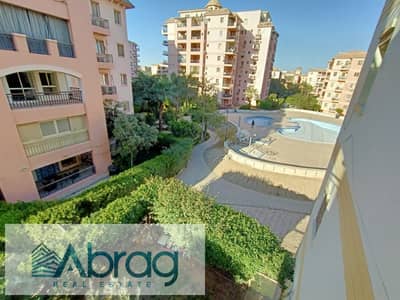 للبيع تقسيط شقه 200 م 3 نوم نصف تشطيب على الجولف القديم دريم لاند 6 اكتوبر