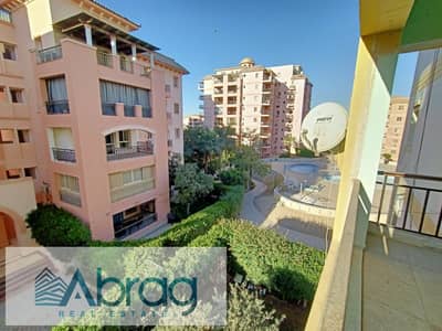 Apartment for sale in installments, 135 sq m, 2 bedrooms, semi-finished, on the old golf course in Dreamland, 6th of October City.