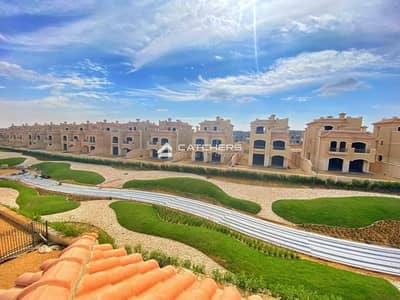 تاون هاوس للبيع جاهز علي الاستلام والسكن في قلب العاصمة الادارية الجديده بكمبوند لافيستا سيتي